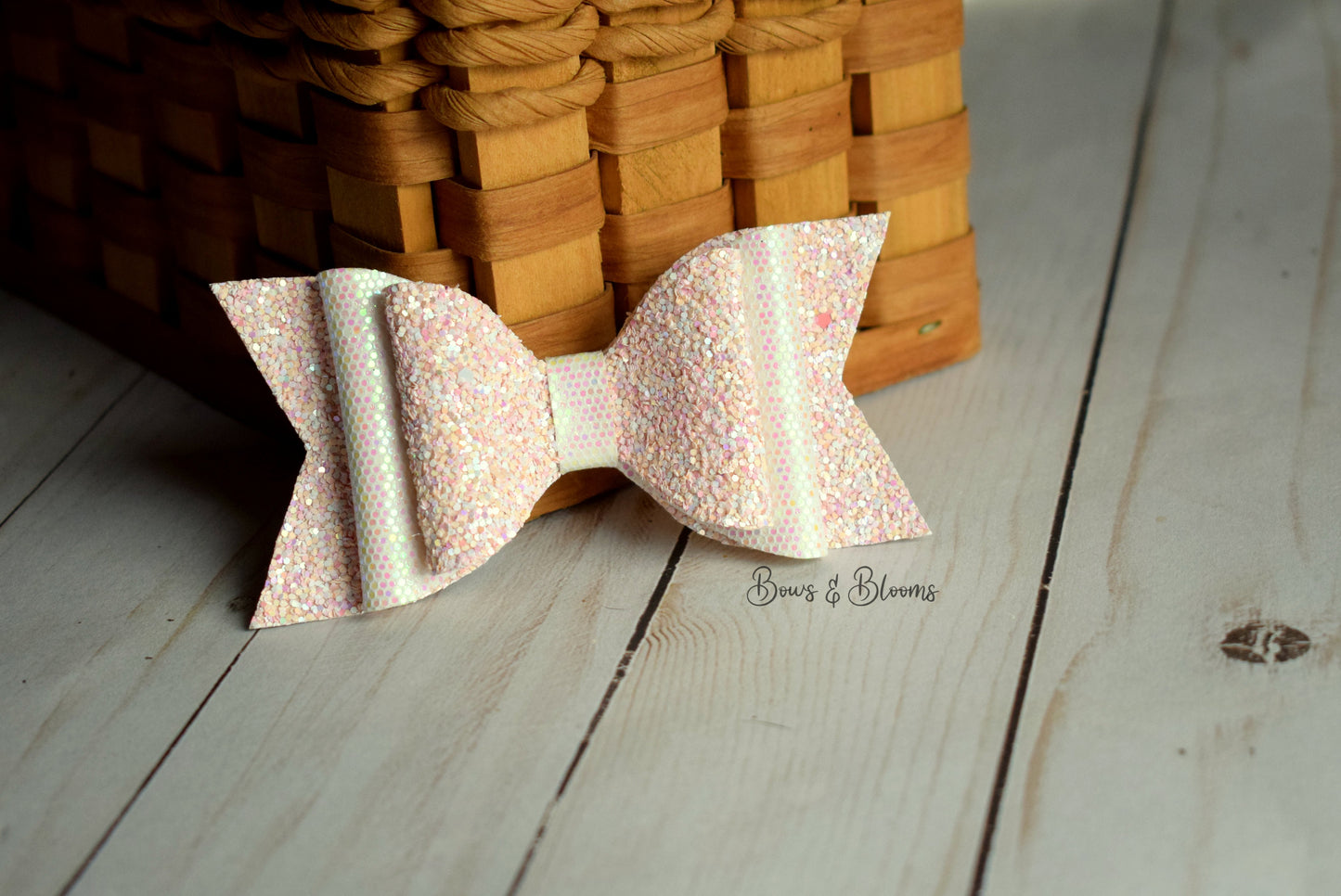 Dolly Bow